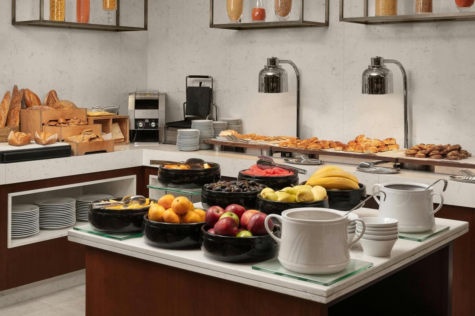 Sheraton Levent Отель 5*