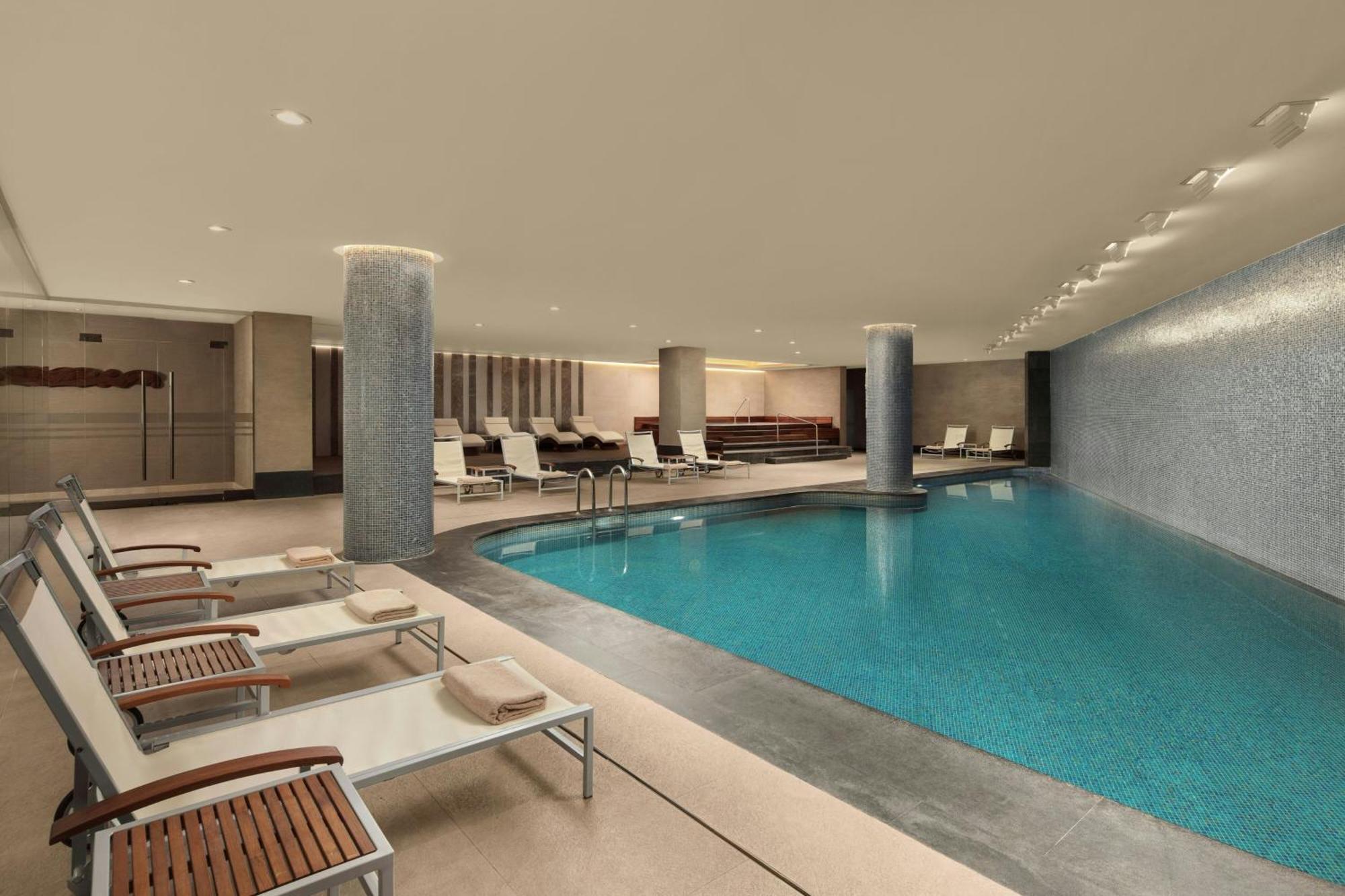 Sheraton Levent Отель